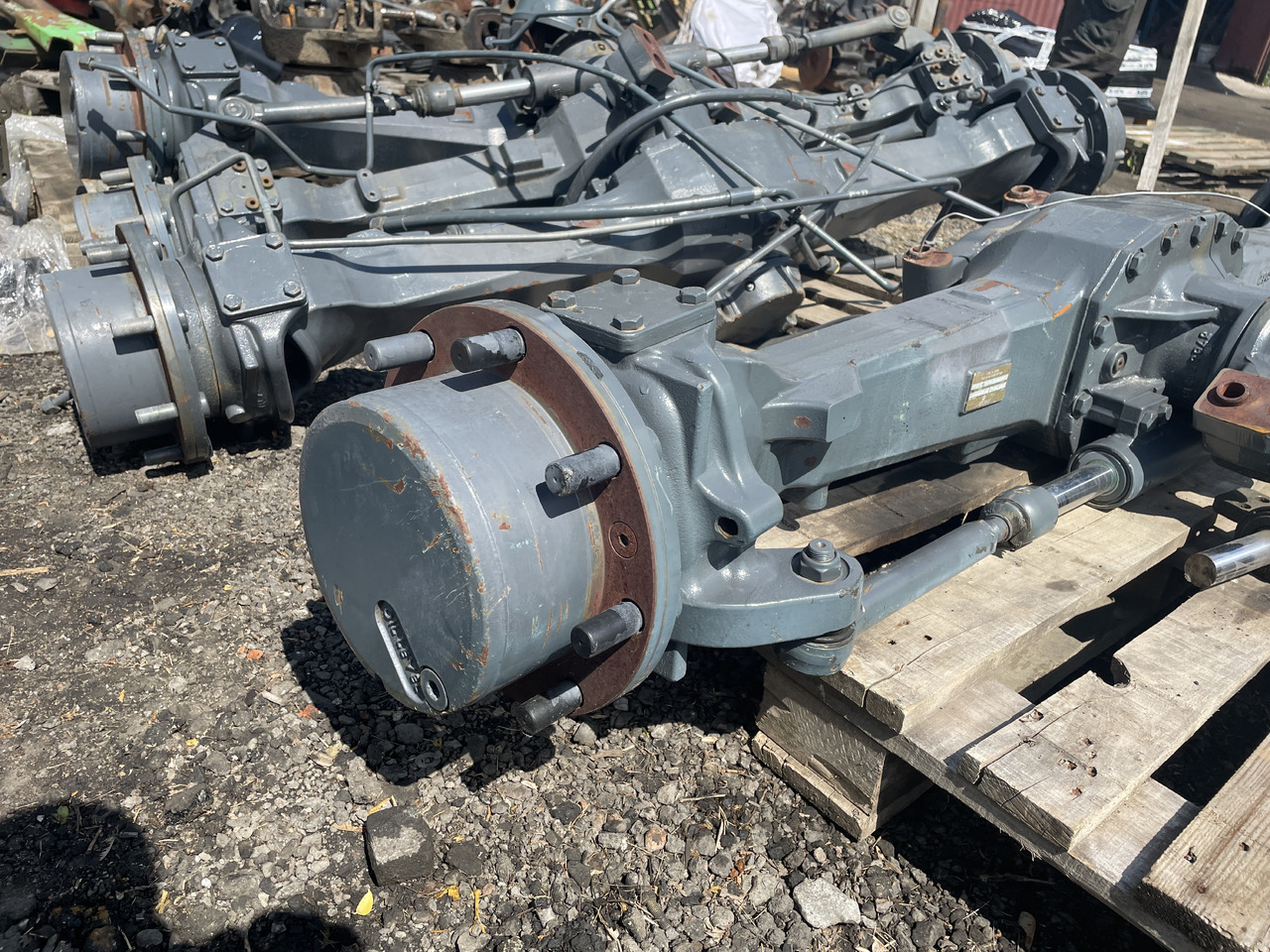 Dana Spicer oś 733/530 - zwrotnica prawa 000.3765935M1 - מפרק היגוי עבור מכונה חקלאית: תמונה 1 Dana Spicer oś 733/530 - zwrotnica prawa 000.3765935M1 - מפרק היגוי עבור מכונה חקלאית: תמונה 1