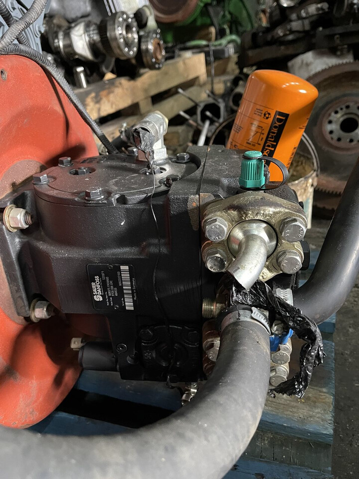 Danfos-pompa jazdy-hydrostat/pompa jazdy Merlo 40.7 - משאבה הידרולית עבור מכונה חקלאית: תמונה 2 Danfos-pompa jazdy-hydrostat/pompa jazdy Merlo 40.7 - משאבה הידרולית עבור מכונה חקלאית: תמונה 2