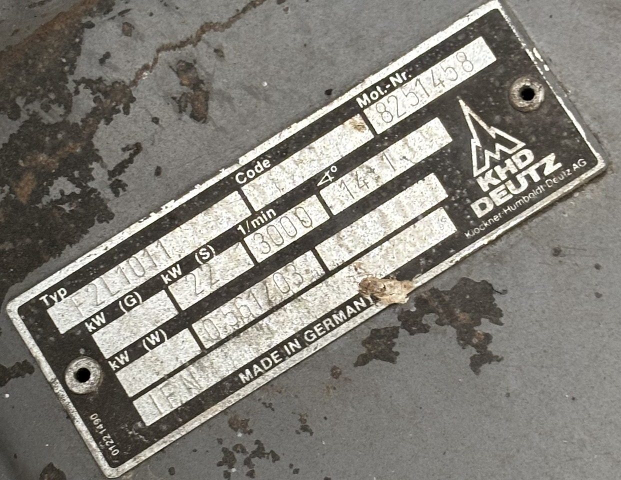 Deutz F2L1011 Silnik Blok Koło Zamachowe Tłok Pokrywa CZĘŚCI - גלגל תנופה עבור מכונה חקלאית: תמונה 2 Deutz F2L1011 Silnik Blok Koło Zamachowe Tłok Pokrywa CZĘŚCI - גלגל תנופה עבור מכונה חקלאית: תמונה 2