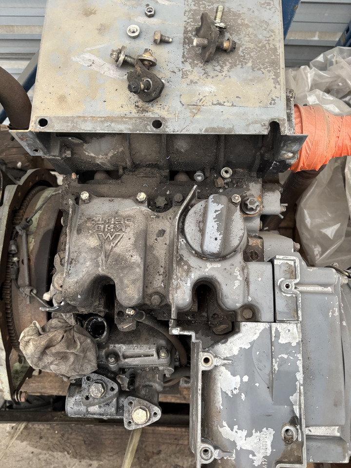 Deutz F2L1011 Silnik Blok Koło Zamachowe Tłok Pokrywa CZĘŚCI - גלגל תנופה עבור מכונה חקלאית: תמונה 5 Deutz F2L1011 Silnik Blok Koło Zamachowe Tłok Pokrywa CZĘŚCI - גלגל תנופה עבור מכונה חקלאית: תמונה 5