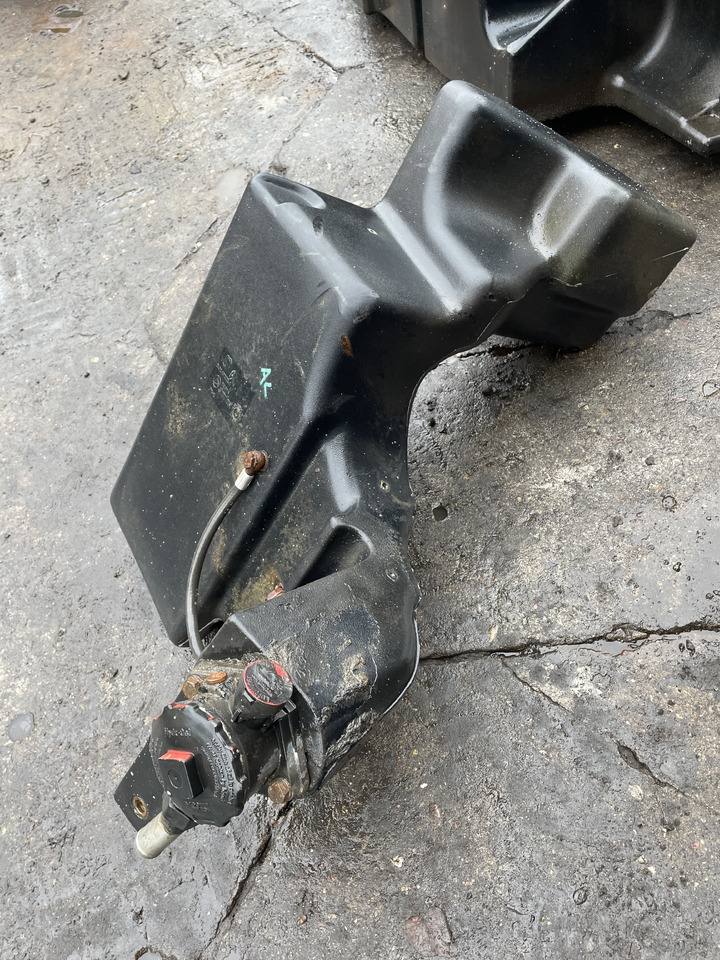 Deutz Fahr Agrotron - zbiornik paliwa 001492284 - מכל דלק: תמונה 3 Deutz Fahr Agrotron - zbiornik paliwa 001492284 - מכל דלק: תמונה 3