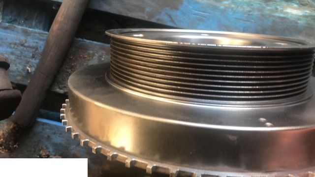 Deutz TCD 6.1 L6 - Koło Pasowe Silnika, Koło Pasowe Wału Korbowego - מנוע וחלקים עבור מכונה חקלאית: תמונה 4 Deutz TCD 6.1 L6 - Koło Pasowe Silnika, Koło Pasowe Wału Korbowego - מנוע וחלקים עבור מכונה חקלאית: תמונה 4