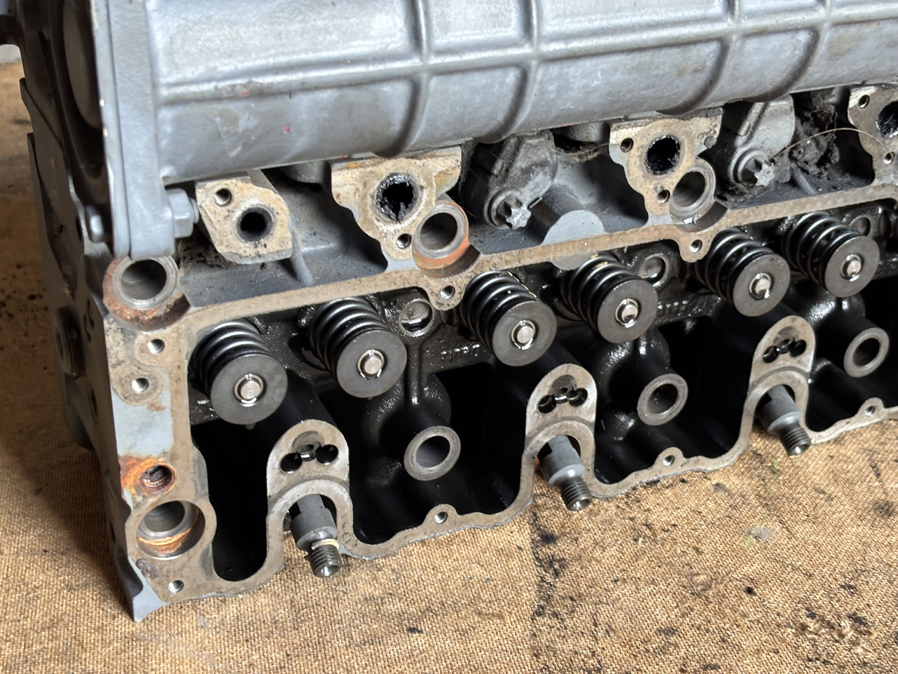Deutz TD2011 D2011 D2011L04W Blok Silnika Kolektor Wydechowy 04270858 - בלוק צילינדר עבור מכונה חקלאית: תמונה 4 Deutz TD2011 D2011 D2011L04W Blok Silnika Kolektor Wydechowy 04270858 - בלוק צילינדר עבור מכונה חקלאית: תמונה 4