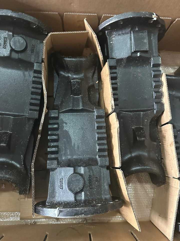 Deutz agrovector obudowa mostu pochwa mostu carraro 11817 - סרן וחלקים עבור מכונה חקלאית: תמונה 1 Deutz agrovector obudowa mostu pochwa mostu carraro 11817 - סרן וחלקים עבור מכונה חקלאית: תמונה 1