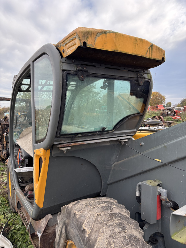 Dieci 185 - Ładowarka Teleskopowa - Kabina Szyba Dach - חלון וחלקים עבור מפעיל טלסקופי: תמונה 2 Dieci 185 - Ładowarka Teleskopowa - Kabina Szyba Dach - חלון וחלקים עבור מפעיל טלסקופי: תמונה 2