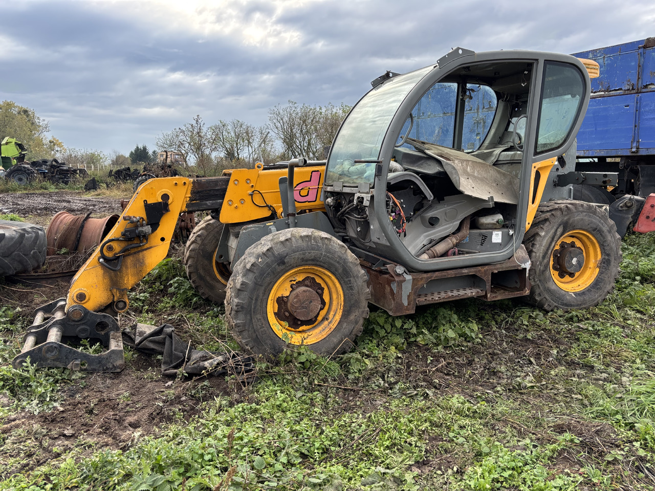 Dieci 185 - Ładowarka Teleskopowa - Kabina Szyba Dach - חלון וחלקים עבור מפעיל טלסקופי: תמונה 1 Dieci 185 - Ładowarka Teleskopowa - Kabina Szyba Dach - חלון וחלקים עבור מפעיל טלסקופי: תמונה 1