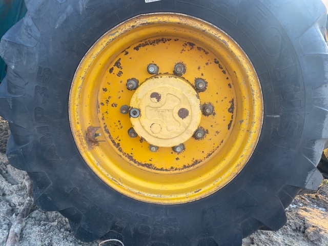 Felgi 10 szpilek Manitou JCB 4szt. - חישוק עבור מכונה חקלאית: תמונה 1 Felgi 10 szpilek Manitou JCB 4szt. - חישוק עבור מכונה חקלאית: תמונה 1