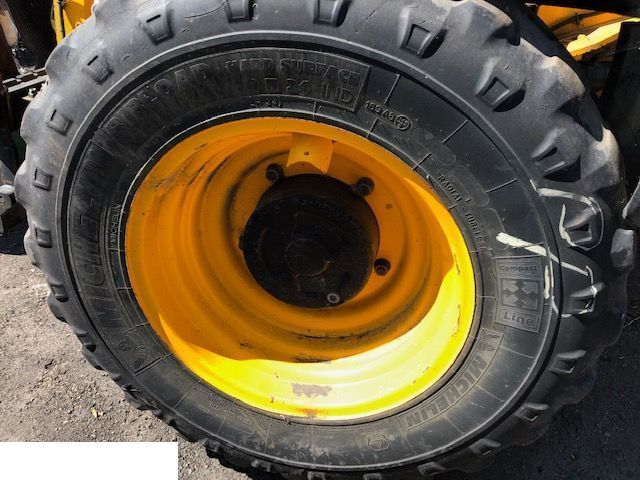 Felgi Jcb 16x24 - חישוק עבור ציוד לטיפול בחומרים: תמונה 2 Felgi Jcb 16x24 - חישוק עבור ציוד לטיפול בחומרים: תמונה 2