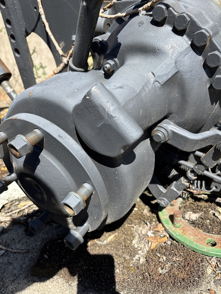 Fendt 260S 260V - zwolnica półoś 360108150013 - גל הנעה עבור מכונה חקלאית: תמונה 2 Fendt 260S 260V - zwolnica półoś 360108150013 - גל הנעה עבור מכונה חקלאית: תמונה 2