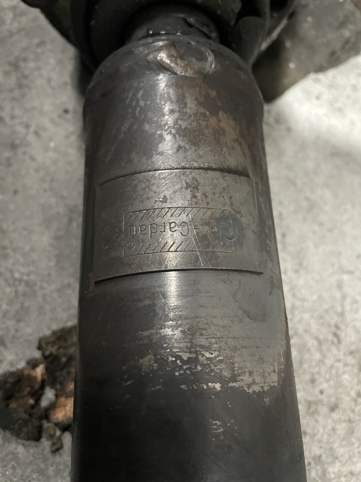 Fendt 930 - wał napędowy kardana G816301080010 - גל הנעה עבור מכונה חקלאית: תמונה 5 Fendt 930 - wał napędowy kardana G816301080010 - גל הנעה עבור מכונה חקלאית: תמונה 5