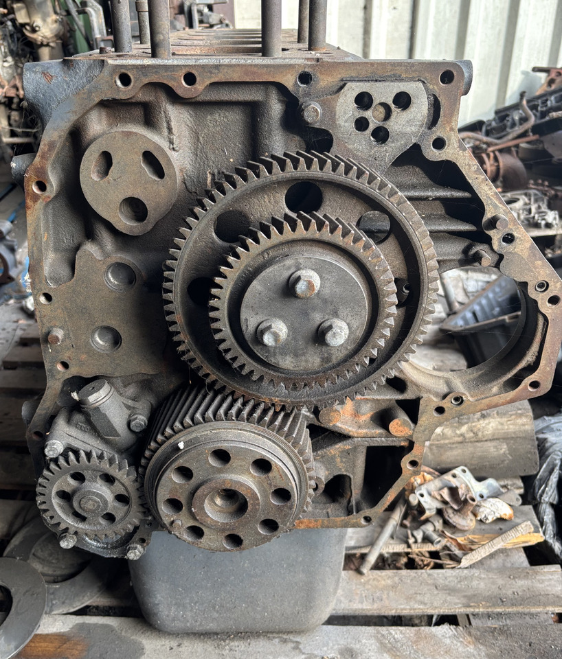 IVECO Stralis Cursor 10 THM Blok Wał Słupek Silnika Miska Olejowa 500334227 - בלוק צילינדר עבור מכונה חקלאית: תמונה 5 IVECO Stralis Cursor 10 THM Blok Wał Słupek Silnika Miska Olejowa 500334227 - בלוק צילינדר עבור מכונה חקלאית: תמונה 5