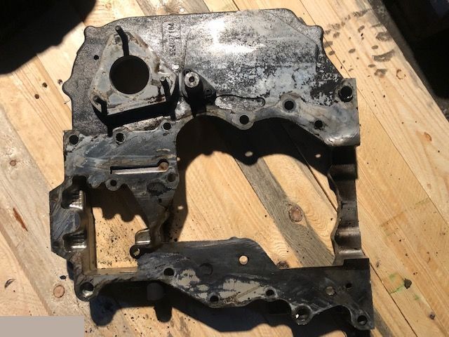 Iveco F4CE04 - Obudowa Rozrządu - מנוע וחלקים עבור מכונה חקלאית: תמונה 1 Iveco F4CE04 - Obudowa Rozrządu - מנוע וחלקים עבור מכונה חקלאית: תמונה 1