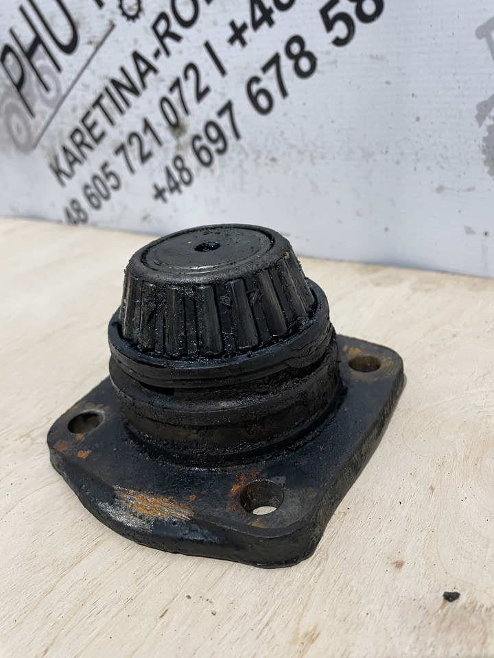 JCB 531-70 540-70 530-70 - mocowanie zwrotnicy zwrotnica 458/20061 - מפרק היגוי עבור מכונה חקלאית: תמונה 1 JCB 531-70 540-70 530-70 - mocowanie zwrotnicy zwrotnica 458/20061 - מפרק היגוי עבור מכונה חקלאית: תמונה 1