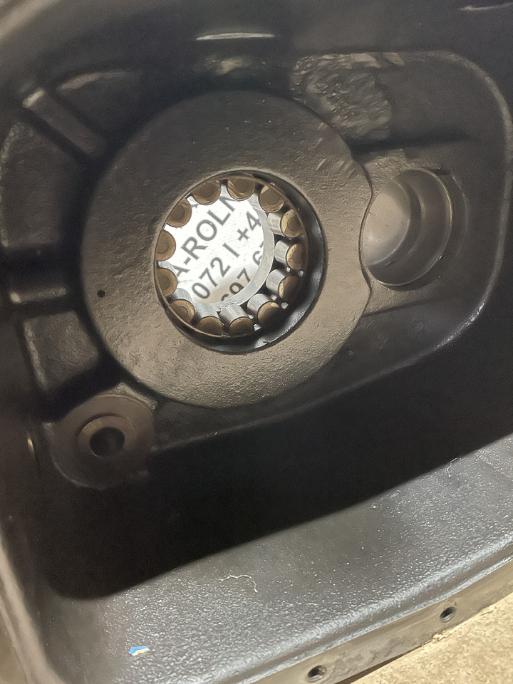 JCB Fastrac - obudowa sprzęgła 459/30141 - מצמד וחלקים עבור מכונת בנייה: תמונה 4 JCB Fastrac - obudowa sprzęgła 459/30141 - מצמד וחלקים עבור מכונת בנייה: תמונה 4