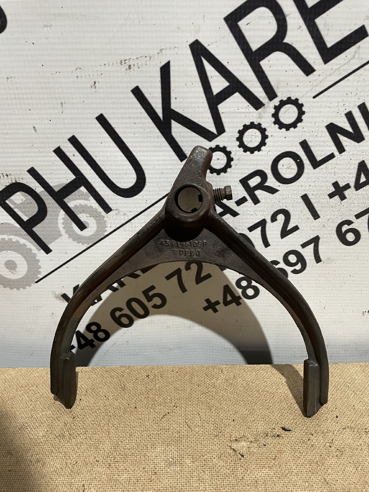 JCB Fastrac - widełki wybieraka skrzyni biegów 454/46109 - תיבת הילוכים וחלקים עבור מכונת בנייה: תמונה 1 JCB Fastrac - widełki wybieraka skrzyni biegów 454/46109 - תיבת הילוכים וחלקים עבור מכונת בנייה: תמונה 1