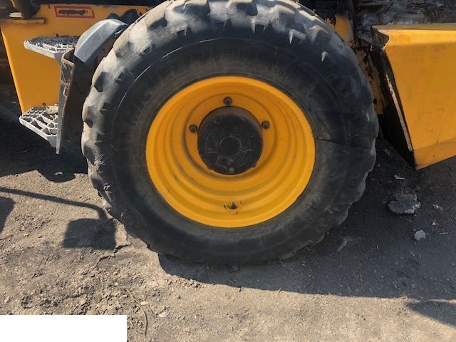 JCB - Koło ~ Opona 460/70 R24 - Felga 16x24 - חבילת גלגלים וצמיגים עבור ציוד לטיפול בחומרים: תמונה 4 JCB - Koło ~ Opona 460/70 R24 - Felga 16x24 - חבילת גלגלים וצמיגים עבור ציוד לטיפול בחומרים: תמונה 4
