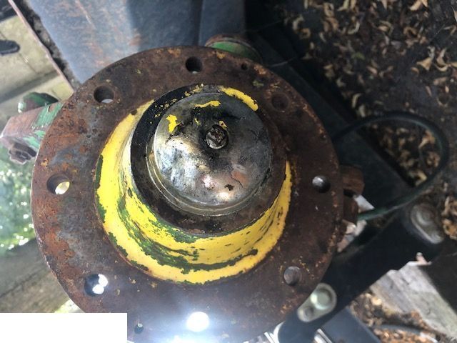 John Deere 2258 - Piasta Koła - רכזת גלגלים עבור מכונה חקלאית: תמונה 3 John Deere 2258 - Piasta Koła - רכזת גלגלים עבור מכונה חקלאית: תמונה 3