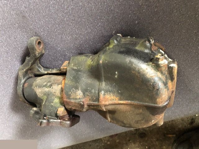 John Deere 4010 - Most Przedni - סרן קדמי עבור מכונה חקלאית: תמונה 2 John Deere 4010 - Most Przedni - סרן קדמי עבור מכונה חקלאית: תמונה 2