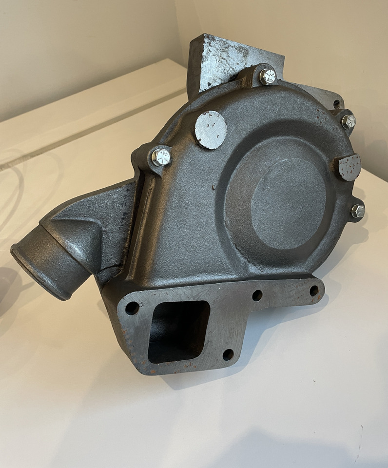 John Deere 4030 4230 4040 4240 4440 - pompa wody AR98549 - משאבת נוזל קירור עבור מכונה חקלאית: תמונה 4 John Deere 4030 4230 4040 4240 4440 - pompa wody AR98549 - משאבת נוזל קירור עבור מכונה חקלאית: תמונה 4