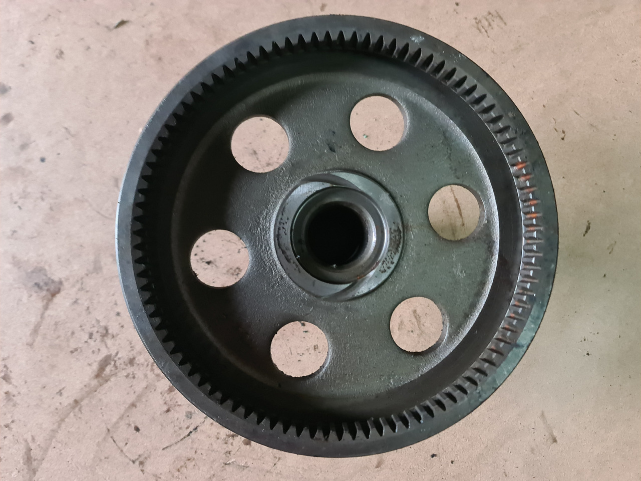 John Deere 4650, 4850 Wał Wejściowy z Przekładnią R70848 - גל הנעה עבור מכונה חקלאית: תמונה 3 John Deere 4650, 4850 Wał Wejściowy z Przekładnią R70848 - גל הנעה עבור מכונה חקלאית: תמונה 3