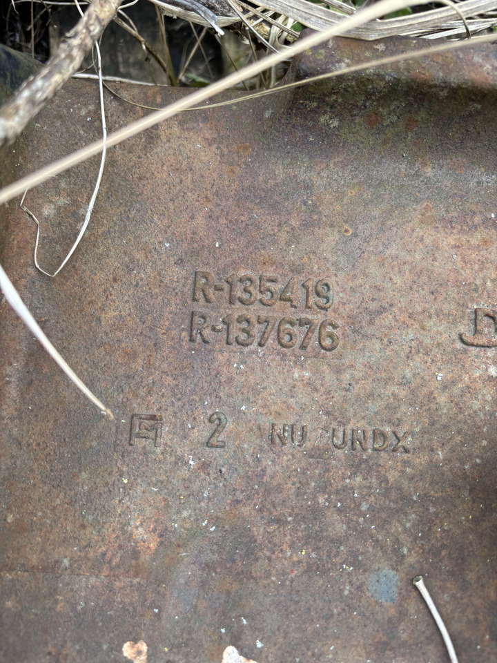 John Deere 5403 5415 5615 5715 5603 - support osi przedniej R135419 R137676 - סרן קדמי: תמונה 2 John Deere 5403 5415 5615 5715 5603 - support osi przedniej R135419 R137676 - סרן קדמי: תמונה 2