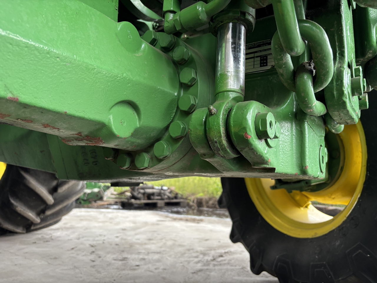 John Deere 6610 Obudowa Mostu Centralna Zawieszenie AL151678   AL115287 - סרן וחלקים עבור מכונה חקלאית: תמונה 2 John Deere 6610 Obudowa Mostu Centralna Zawieszenie AL151678   AL115287 - סרן וחלקים עבור מכונה חקלאית: תמונה 2