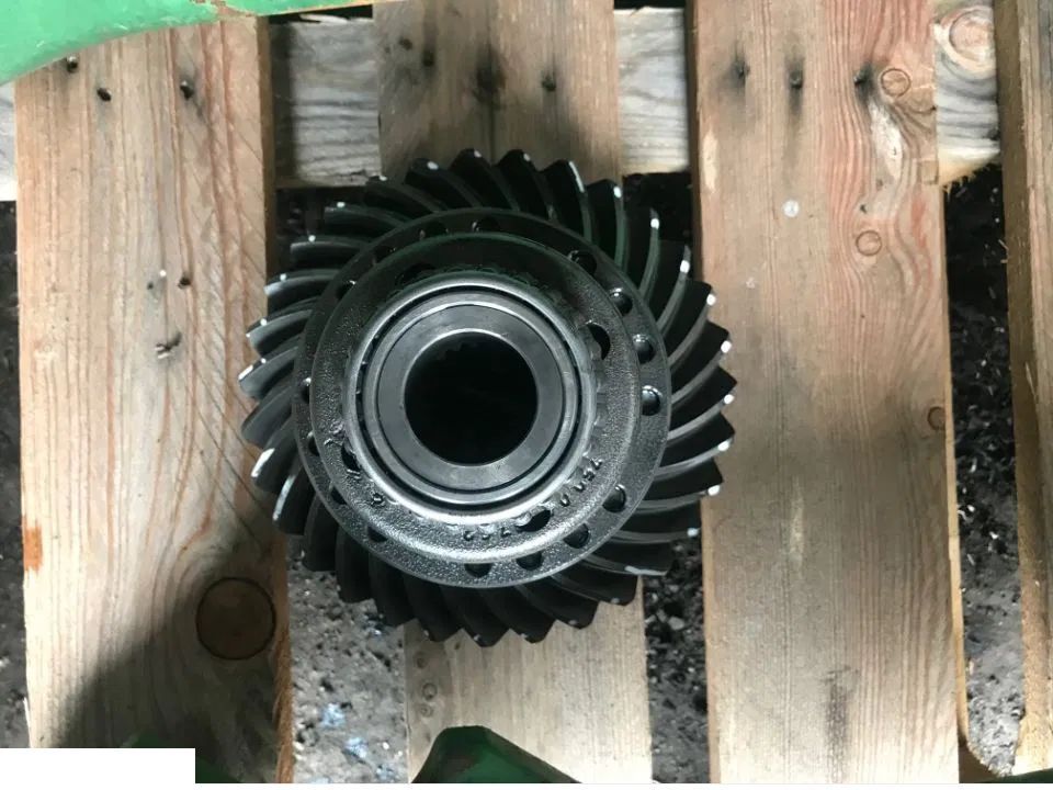 John Deere 6620 6630 6820 6830 6920 - Koło Talerzowe Wałek Atakujący 14x31 - תמסורת עבור מכונה חקלאית: תמונה 1 John Deere 6620 6630 6820 6830 6920 - Koło Talerzowe Wałek Atakujący 14x31 - תמסורת עבור מכונה חקלאית: תמונה 1