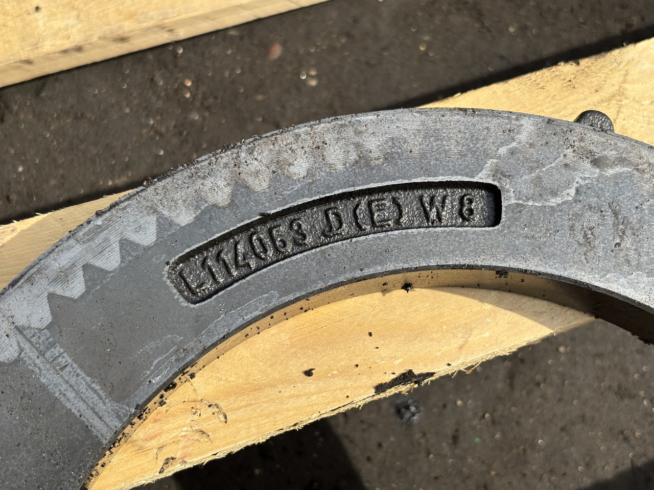 John Deere 6630 Tarcza Płytka Hamulcowa L114053 - דיסק בלמים עבור מכונה חקלאית: תמונה 2 John Deere 6630 Tarcza Płytka Hamulcowa L114053 - דיסק בלמים עבור מכונה חקלאית: תמונה 2