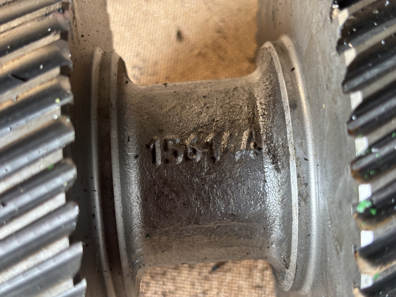 John Deere 7220 7320 Wał L115869 L156144 - גל הנעה עבור מכונה חקלאית: תמונה 2 John Deere 7220 7320 Wał L115869 L156144 - גל הנעה עבור מכונה חקלאית: תמונה 2