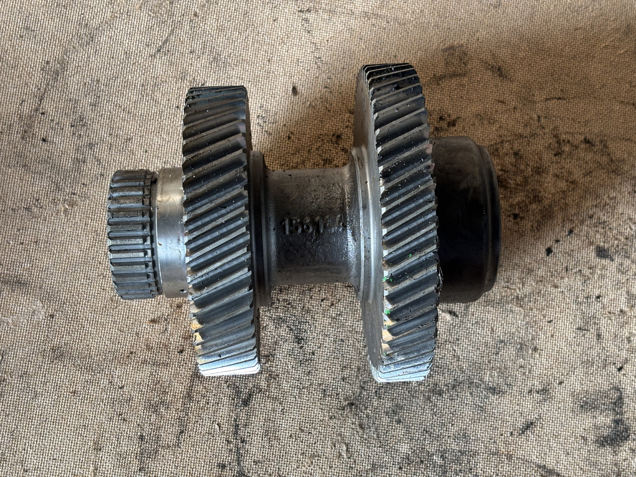 John Deere 7220 7320 Wał L115869 L156144 - גל הנעה עבור מכונה חקלאית: תמונה 1 John Deere 7220 7320 Wał L115869 L156144 - גל הנעה עבור מכונה חקלאית: תמונה 1