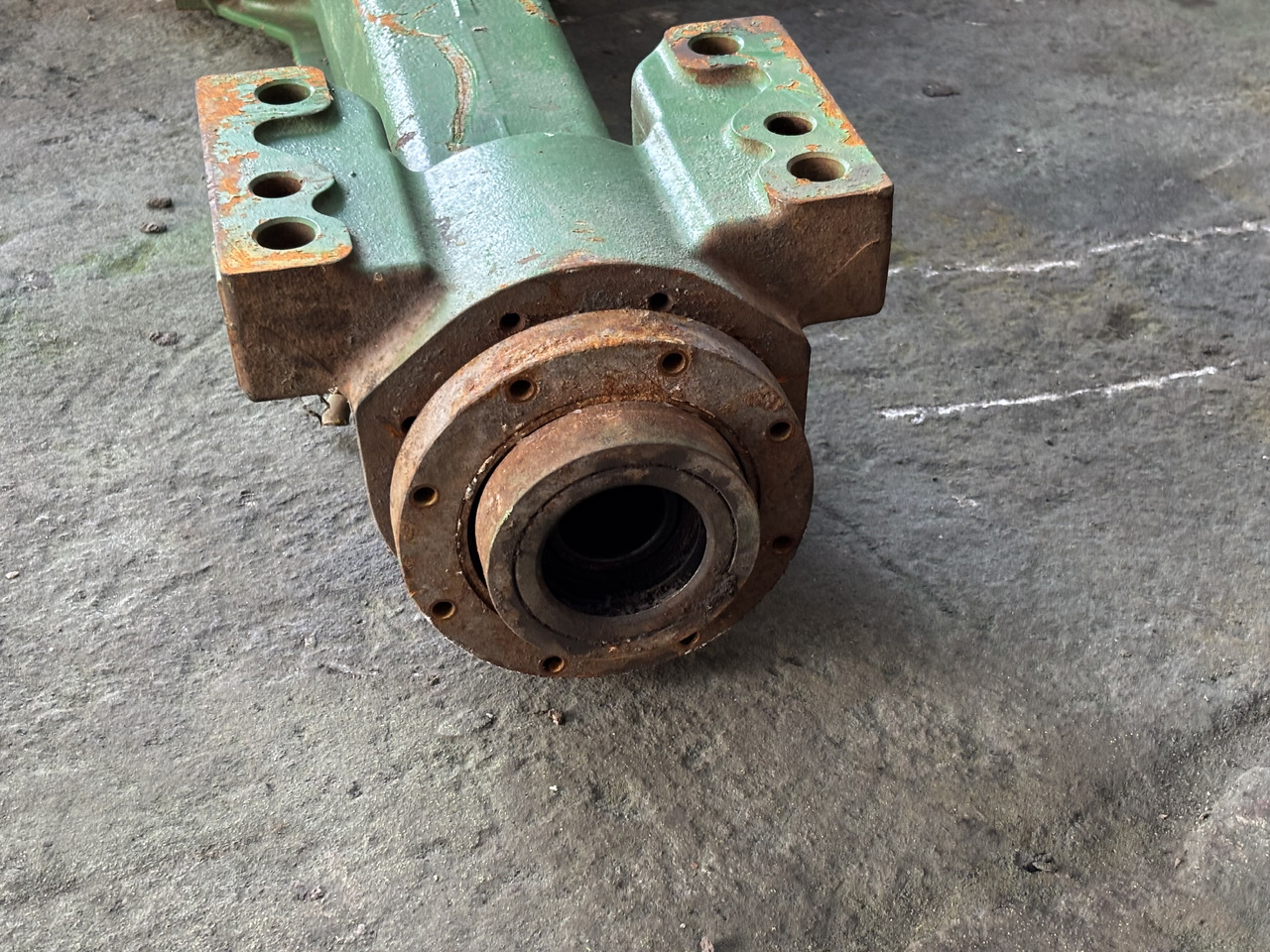 John Deere 7RXXX 7R330 7R 330 Obudowa przedniej osi R319072  R288788 - סרן קדמי עבור מכונה חקלאית: תמונה 4 John Deere 7RXXX 7R330 7R 330 Obudowa przedniej osi R319072  R288788 - סרן קדמי עבור מכונה חקלאית: תמונה 4