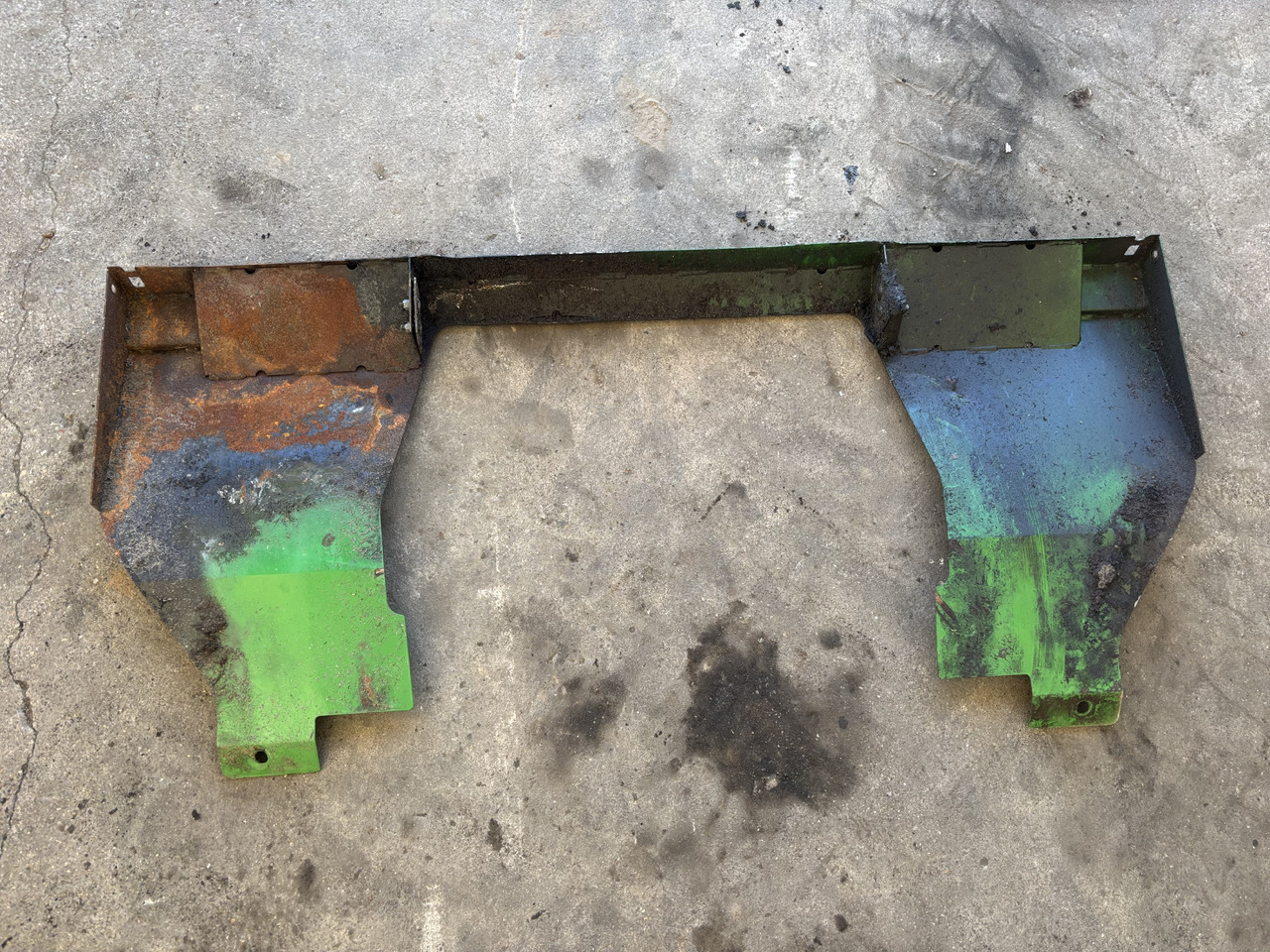 John Deere 8600 Obudowa Osłona Metalowa Owiewka - גוף וחלק חיצוני עבור מכונה חקלאית: תמונה 2 John Deere 8600 Obudowa Osłona Metalowa Owiewka - גוף וחלק חיצוני עבור מכונה חקלאית: תמונה 2