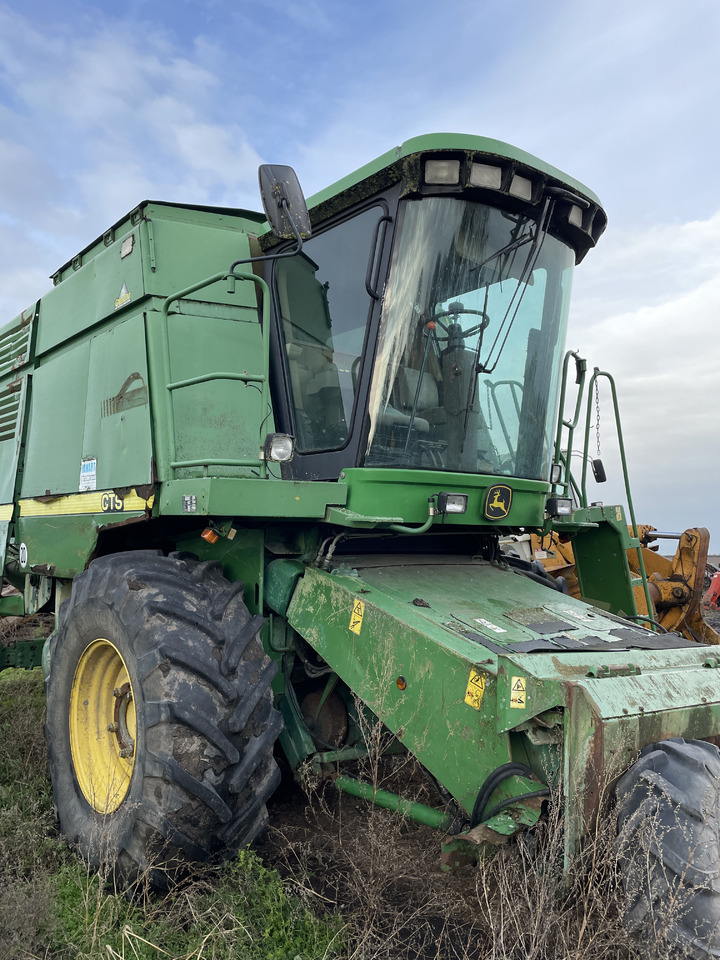 John Deere CTS - podajnik poziomy - drzwi AH130202 - דלת וחלקים עבור מכונה חקלאית: תמונה 2 John Deere CTS - podajnik poziomy - drzwi AH130202 - דלת וחלקים עבור מכונה חקלאית: תמונה 2