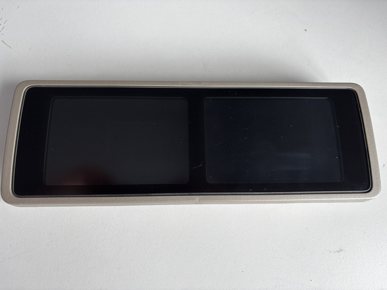 John Deere kombajn - wyświetlacz monitor Primary Display Unit AXE60947 - תא ופנים הרכב עבור מכונה חקלאית: תמונה 2 John Deere kombajn - wyświetlacz monitor Primary Display Unit AXE60947 - תא ופנים הרכב עבור מכונה חקלאית: תמונה 2