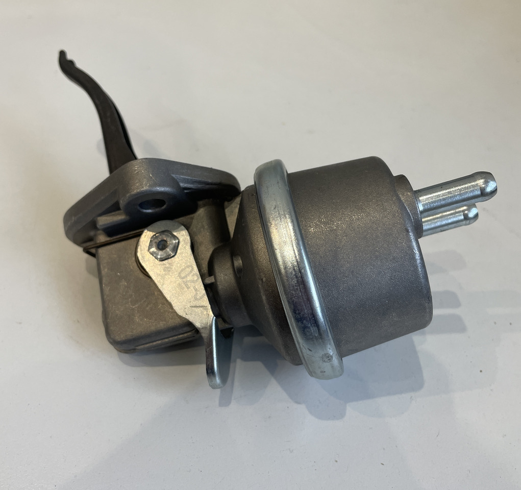 John Deere - mechaniczna pompa paliwa RE61260 - משאבת דלק עבור מכונה חקלאית: תמונה 1 John Deere - mechaniczna pompa paliwa RE61260 - משאבת דלק עבור מכונה חקלאית: תמונה 1