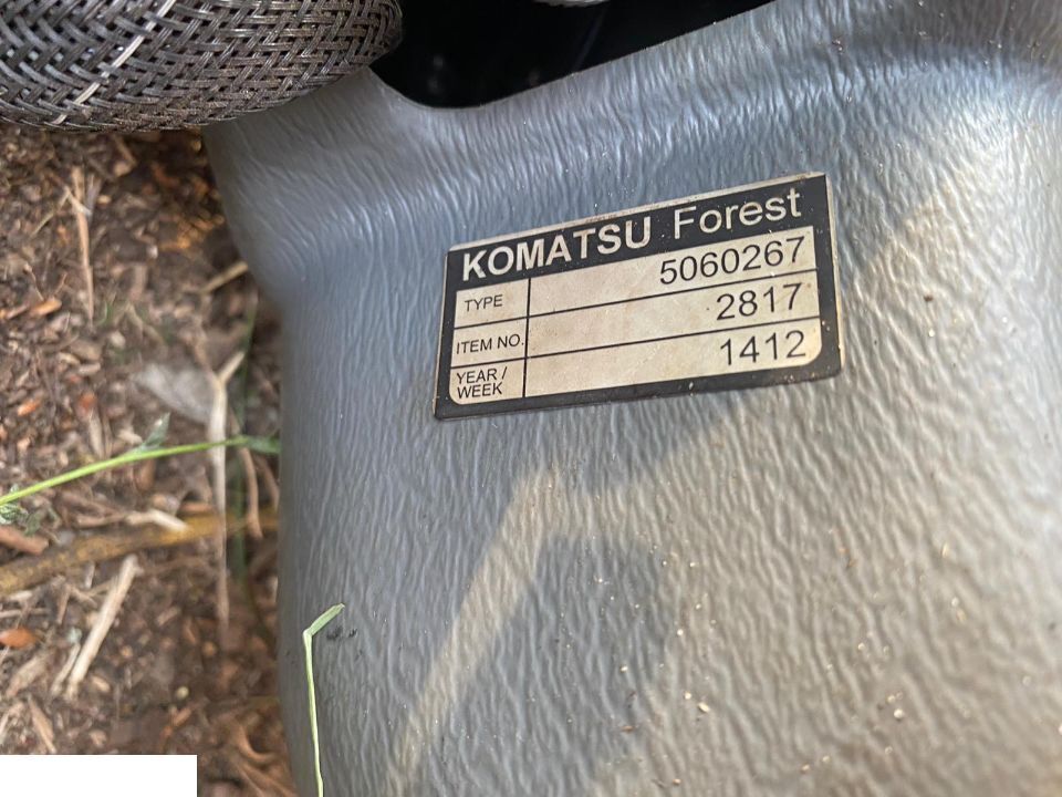 Komatsu Valmet Joystick TYP: / 2145 - תא ופנים הרכב עבור ציוד יער: תמונה 2 Komatsu Valmet Joystick TYP: / 2145 - תא ופנים הרכב עבור ציוד יער: תמונה 2