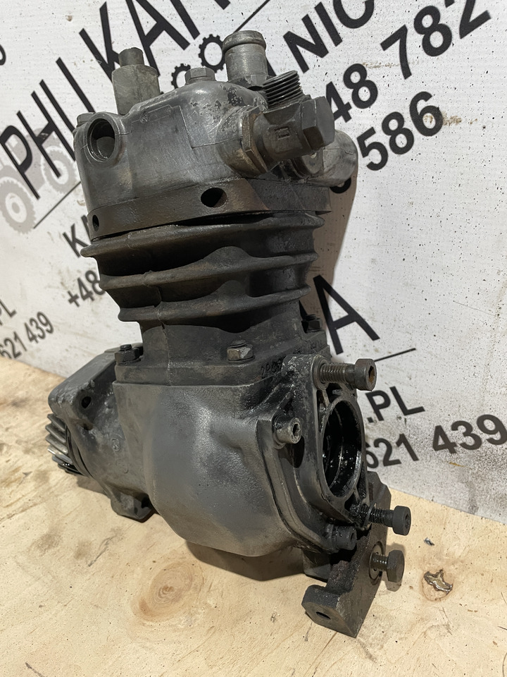 MAN Fendt - kompresor powietrza spręźarka Knorr LK3826 F926880010010 51.54101-9231 - מדחס בלם אוויר עבור מכונה חקלאית: תמונה 4 MAN Fendt - kompresor powietrza spręźarka Knorr LK3826 F926880010010 51.54101-9231 - מדחס בלם אוויר עבור מכונה חקלאית: תמונה 4
