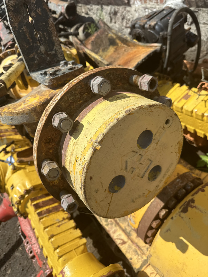 Manitou 1233 , Manitou 1232 zwolnica zwrotnica Piasta koła most napędowy części 10 szpilek - מפרק היגוי עבור מכונה חקלאית: תמונה 1 Manitou 1233 , Manitou 1232 zwolnica zwrotnica Piasta koła most napędowy części 10 szpilek - מפרק היגוי עבור מכונה חקלאית: תמונה 1