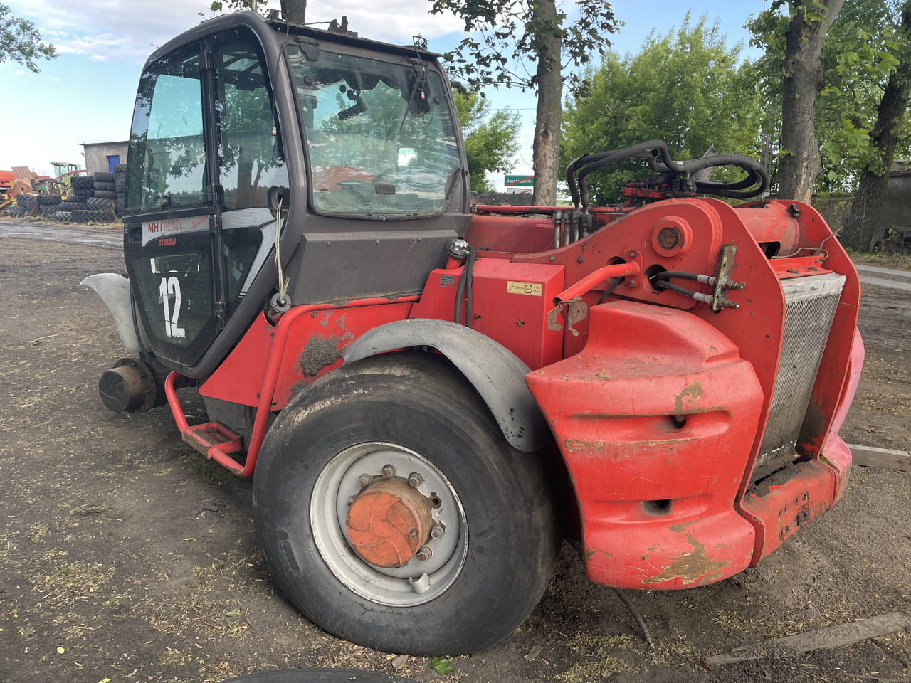 Manitou MHT 860 - części - błotniki drzwi kabina - דלת וחלקים עבור מכונה חקלאית: תמונה 3 Manitou MHT 860 - części - błotniki drzwi kabina - דלת וחלקים עבור מכונה חקלאית: תמונה 3