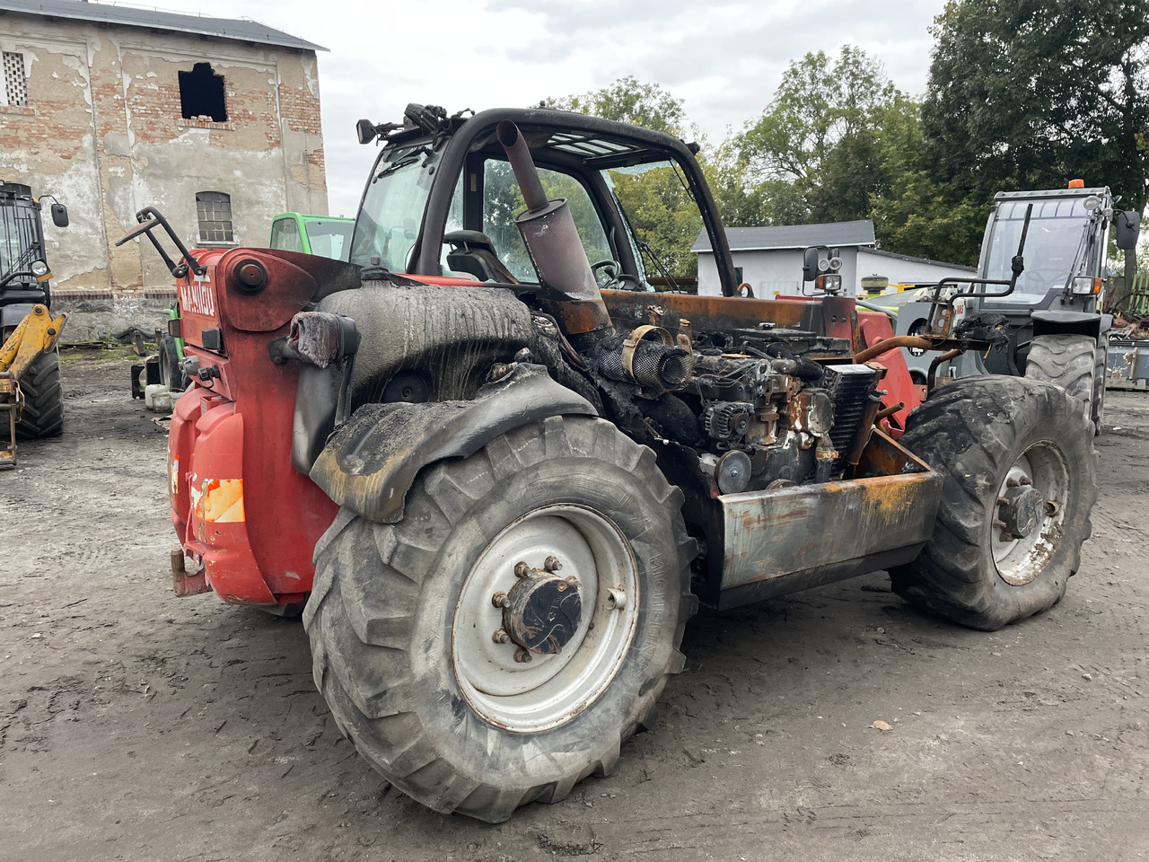 Manitou MLT 634 - koło felga opona - חישוק עבור מכונה חקלאית: תמונה 4 Manitou MLT 634 - koło felga opona - חישוק עבור מכונה חקלאית: תמונה 4