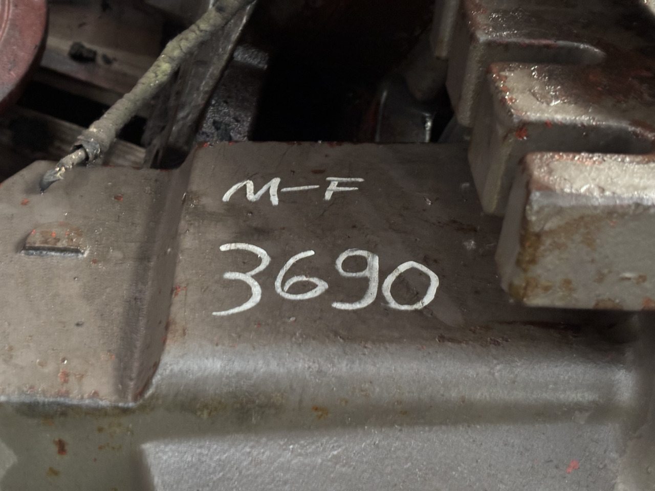 Massey Ferguson 3690 Tłok Hamulcowy 3617620M2 - חלקי בלמים עבור מכונה חקלאית: תמונה 3 Massey Ferguson 3690 Tłok Hamulcowy 3617620M2 - חלקי בלמים עבור מכונה חקלאית: תמונה 3