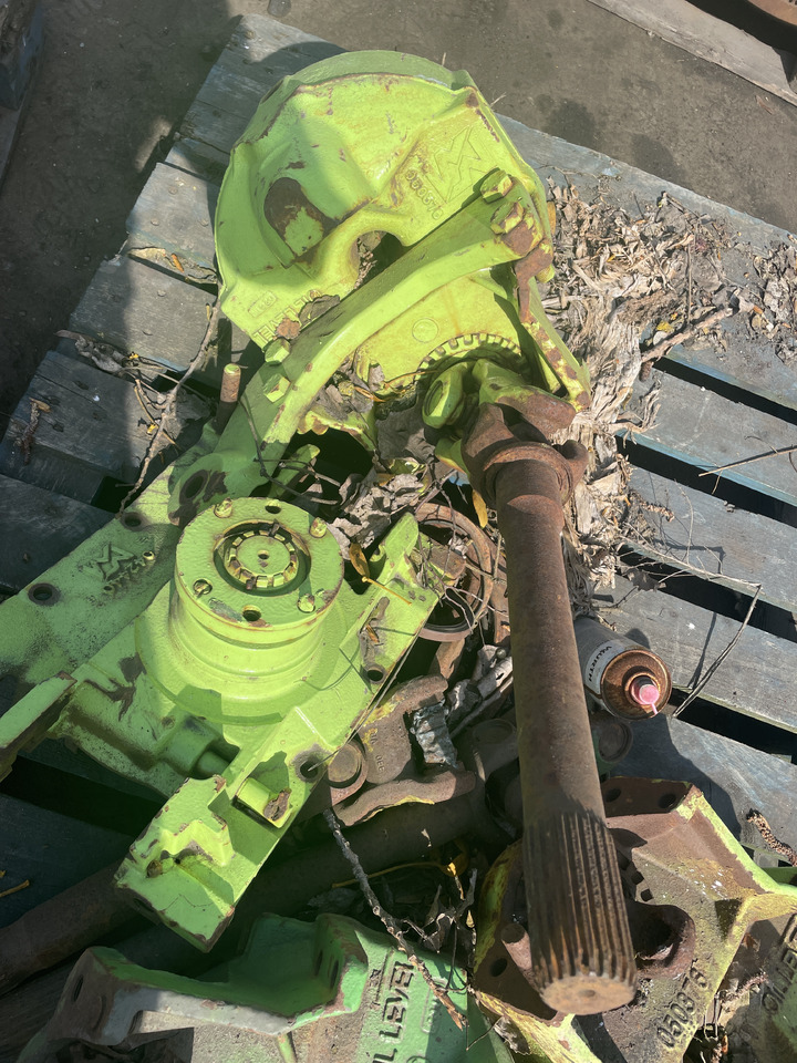 Merlo 34.7 - zwolnica zwrotnica komplet 050376 - מפרק היגוי עבור מכונה חקלאית: תמונה 1 Merlo 34.7 - zwolnica zwrotnica komplet 050376 - מפרק היגוי עבור מכונה חקלאית: תמונה 1