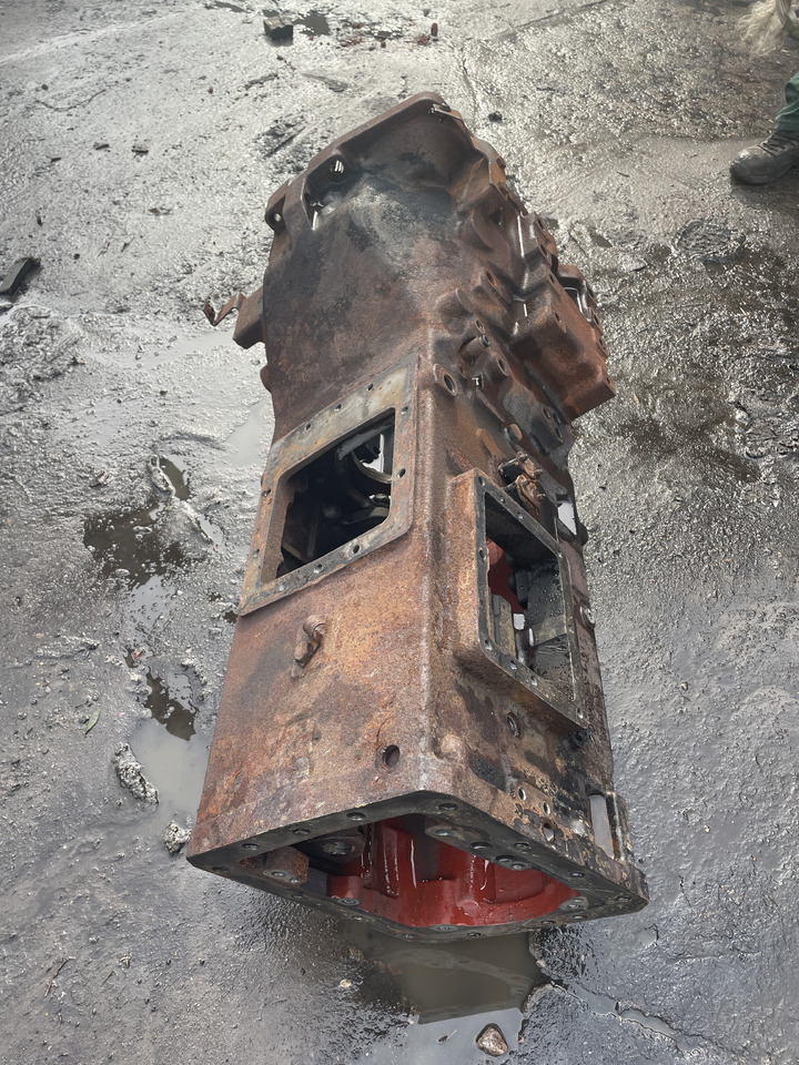 New Holland 8160 - obudowa skrzyni biegów 5164693 - תיבת הילוכים עבור טרקטור חקלאי: תמונה 3 New Holland 8160 - obudowa skrzyni biegów 5164693 - תיבת הילוכים עבור טרקטור חקלאי: תמונה 3