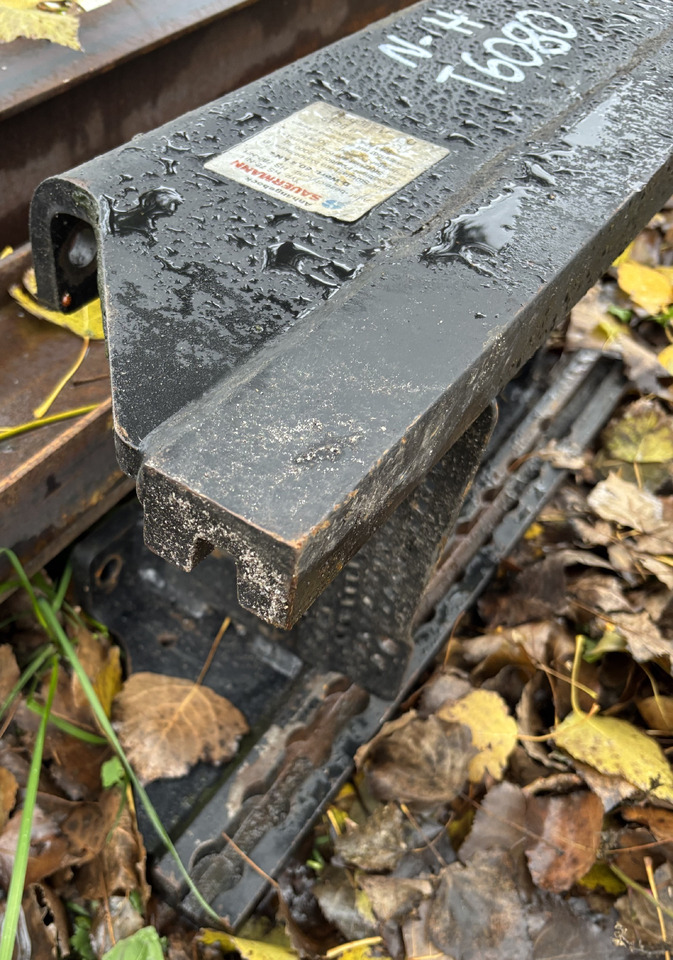 New Holland T6080 Rama Zaczepu Szyna Sauermann HS 78-NH HS 780-NH - גוף וחלק חיצוני עבור מכונה חקלאית: תמונה 2 New Holland T6080 Rama Zaczepu Szyna Sauermann HS 78-NH HS 780-NH - גוף וחלק חיצוני עבור מכונה חקלאית: תמונה 2