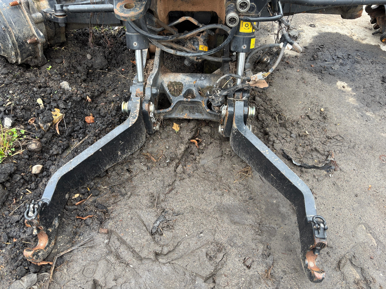 New Holland T7.235 TUZ Tylni - חלקי חילוף עבור מכונה חקלאית: תמונה 1 New Holland T7.235 TUZ Tylni - חלקי חילוף עבור מכונה חקלאית: תמונה 1