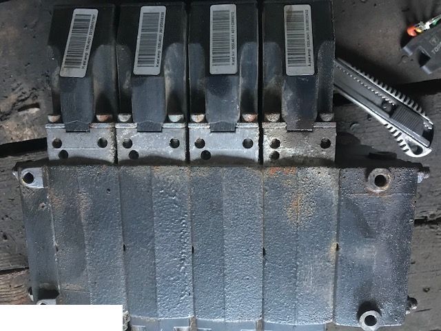 Sauer Danfoss - Cewki Proporcjonalne - מערכת חשמל עבור מכונה חקלאית: תמונה 2 Sauer Danfoss - Cewki Proporcjonalne - מערכת חשמל עבור מכונה חקלאית: תמונה 2