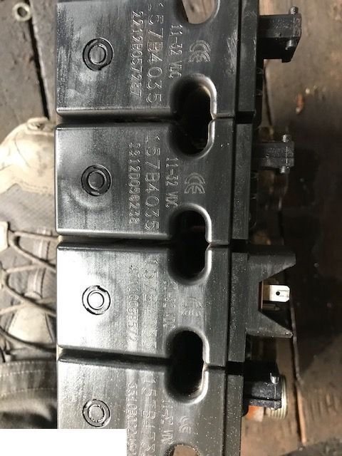 Sauer Danfoss - Elektrozawory - שסתום הידרולי עבור מכונה חקלאית: תמונה 3 Sauer Danfoss - Elektrozawory - שסתום הידרולי עבור מכונה חקלאית: תמונה 3