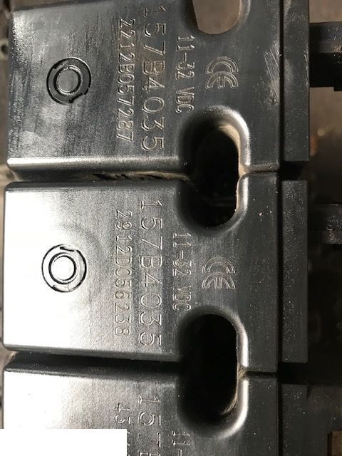 Sauer Danfoss - Rozdzielacz - שסתום הידרולי עבור מכונה חקלאית: תמונה 5 Sauer Danfoss - Rozdzielacz - שסתום הידרולי עבור מכונה חקלאית: תמונה 5