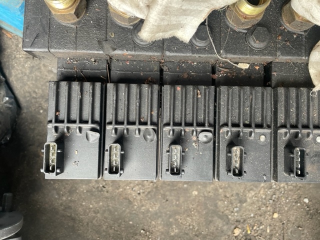 Sauer danfoss 157B4735 - ECU עבור מכונה חקלאית: תמונה 2 Sauer danfoss 157B4735 - ECU עבור מכונה חקלאית: תמונה 2