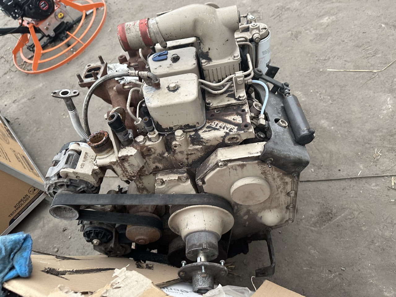 Silnik Cummins B4.5 , Cummins 4bt Mecelac mtx12 - מנוע עבור מכונת בנייה: תמונה 1 Silnik Cummins B4.5 , Cummins 4bt Mecelac mtx12 - מנוע עבור מכונת בנייה: תמונה 1